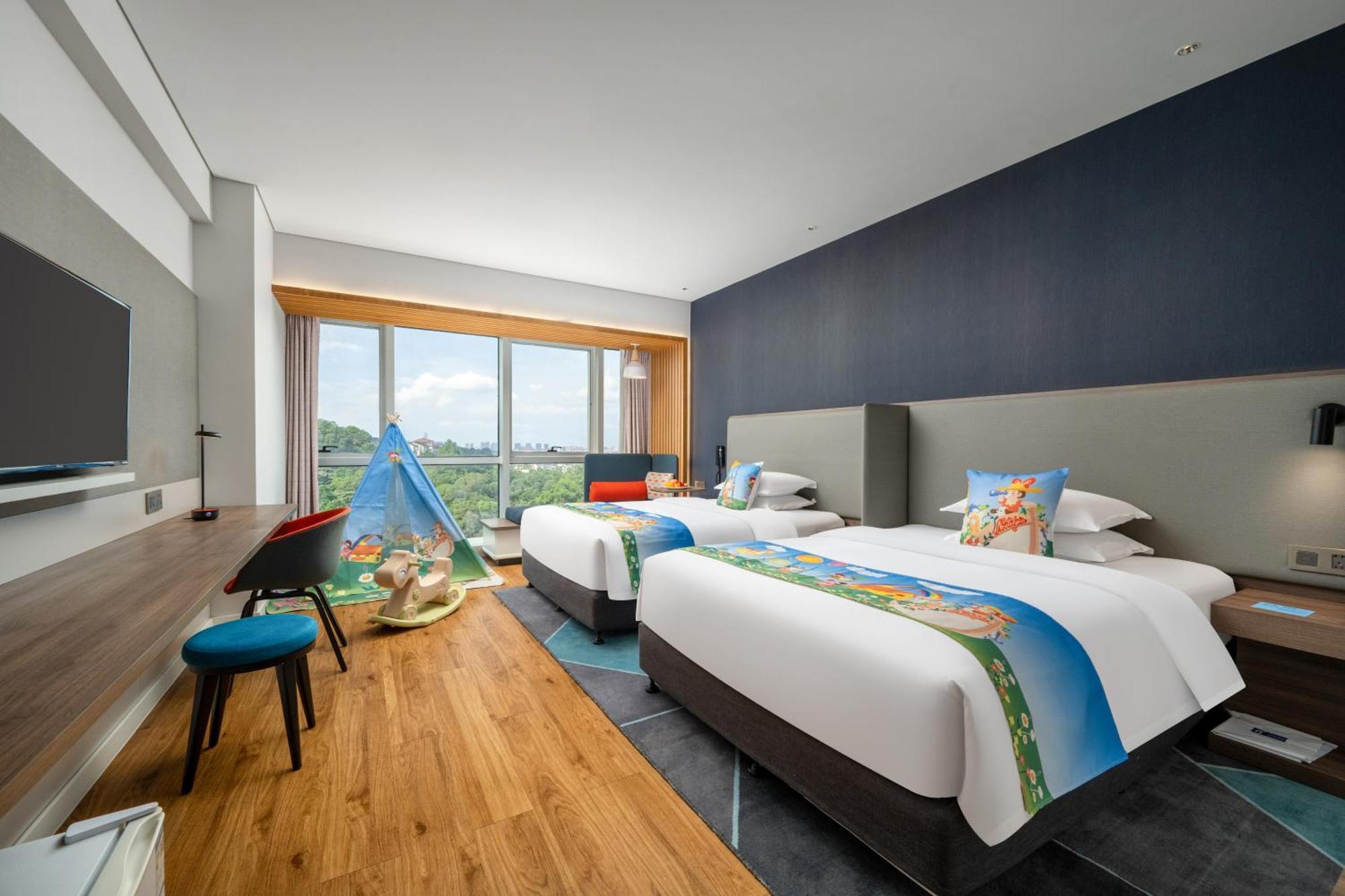 Holiday Inn Express Jiangmen Jianghai By Ihg Екстер'єр фото