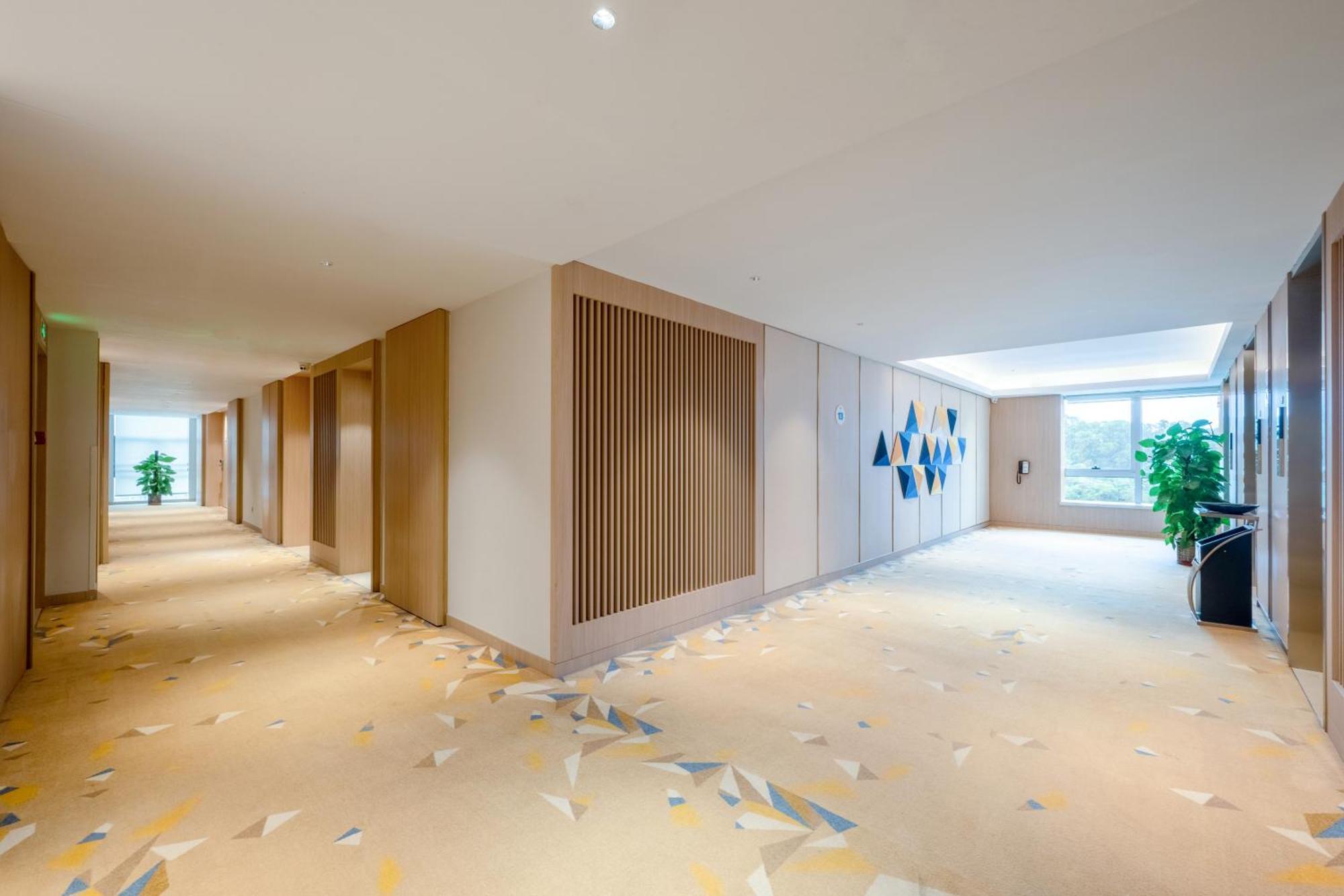 Holiday Inn Express Jiangmen Jianghai By Ihg Екстер'єр фото