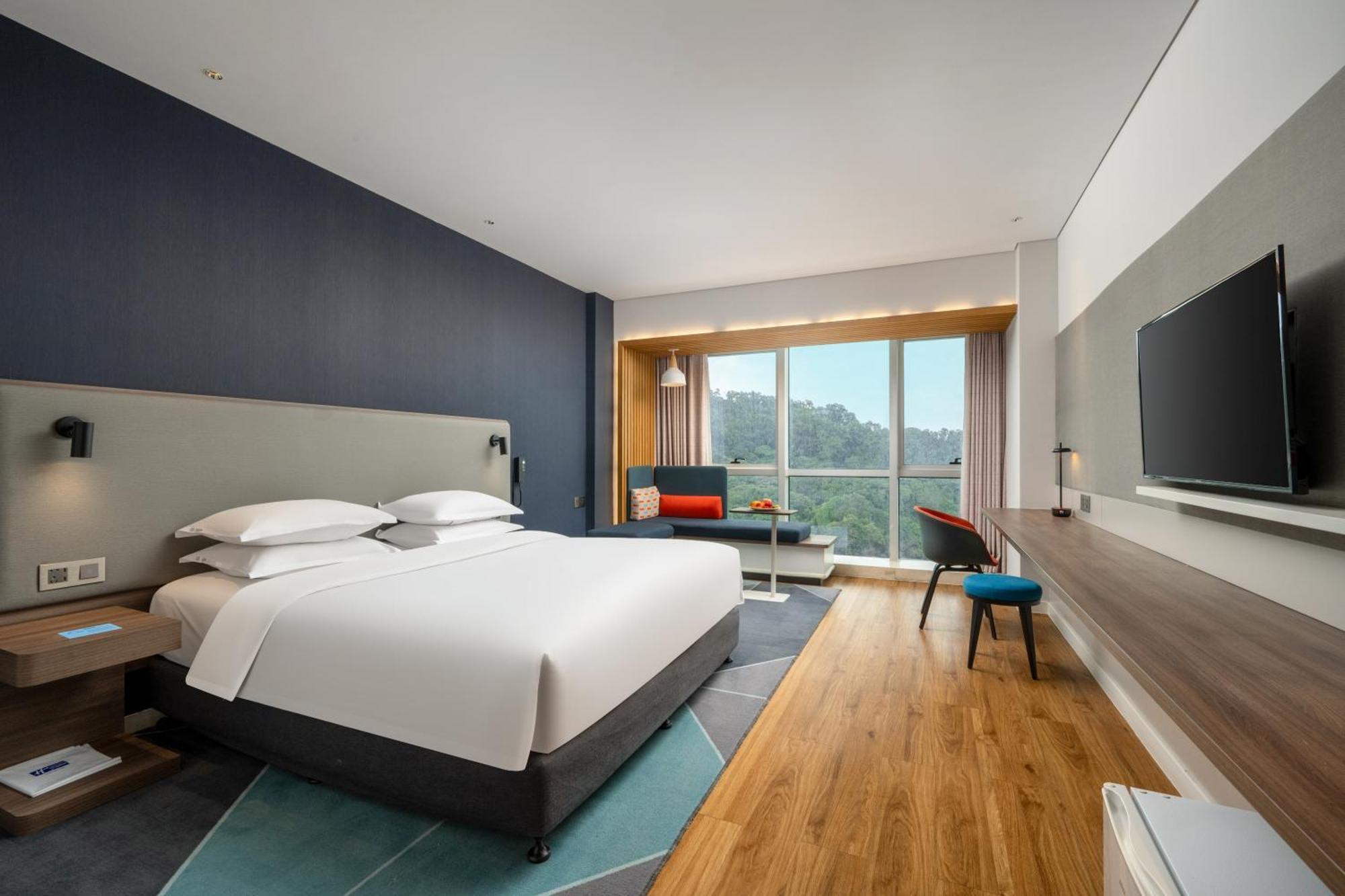 Holiday Inn Express Jiangmen Jianghai By Ihg Екстер'єр фото