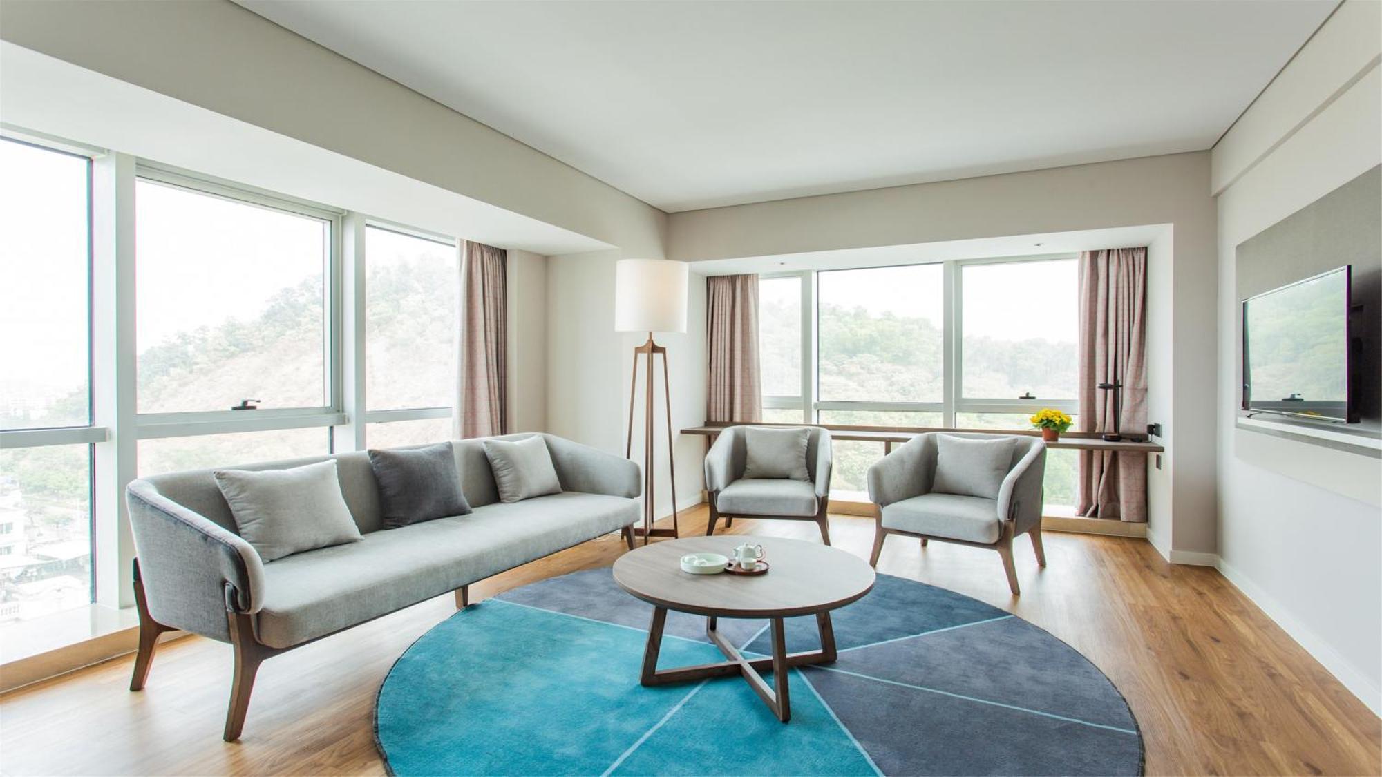 Holiday Inn Express Jiangmen Jianghai By Ihg Екстер'єр фото