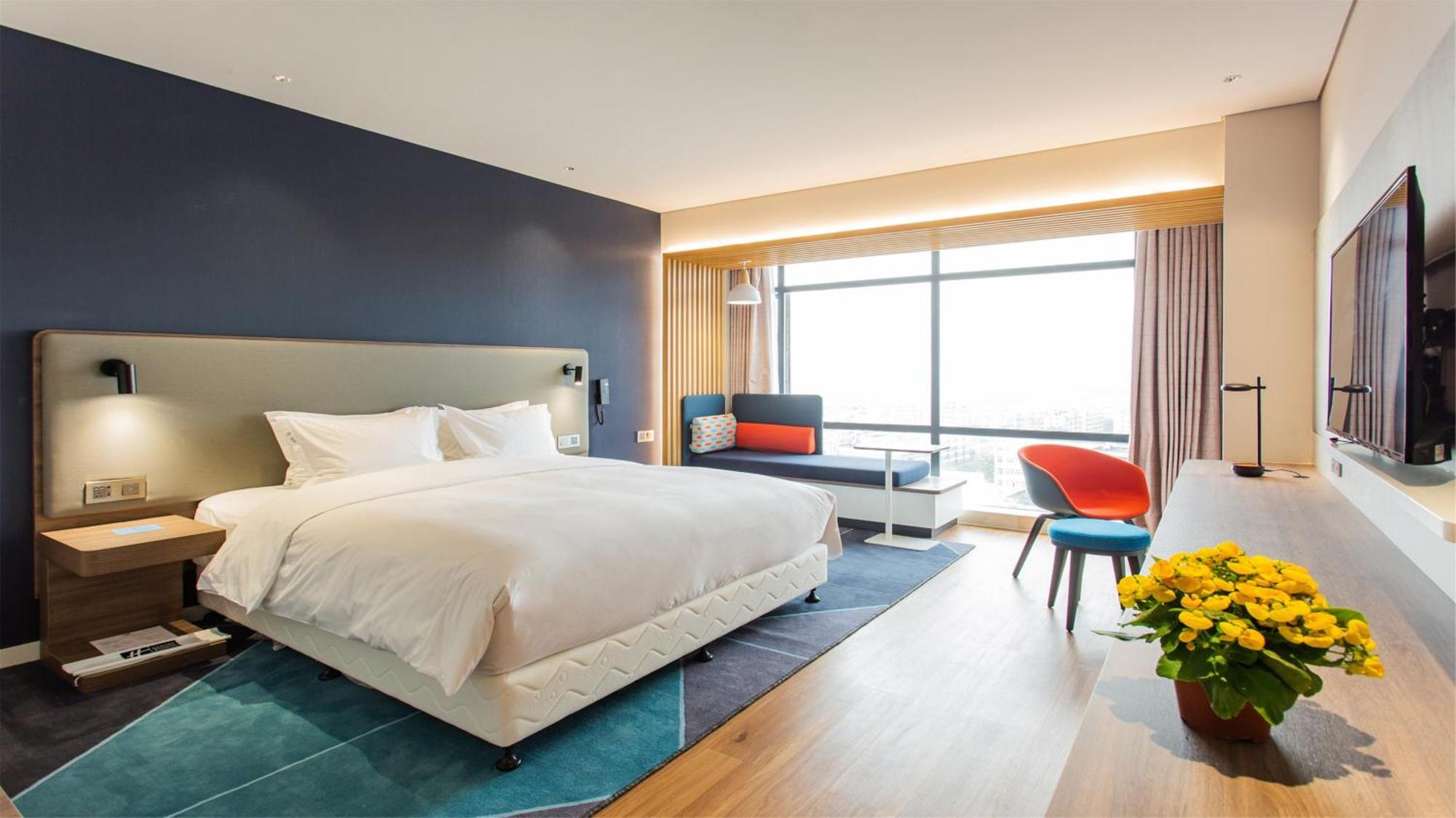 Holiday Inn Express Jiangmen Jianghai By Ihg Екстер'єр фото