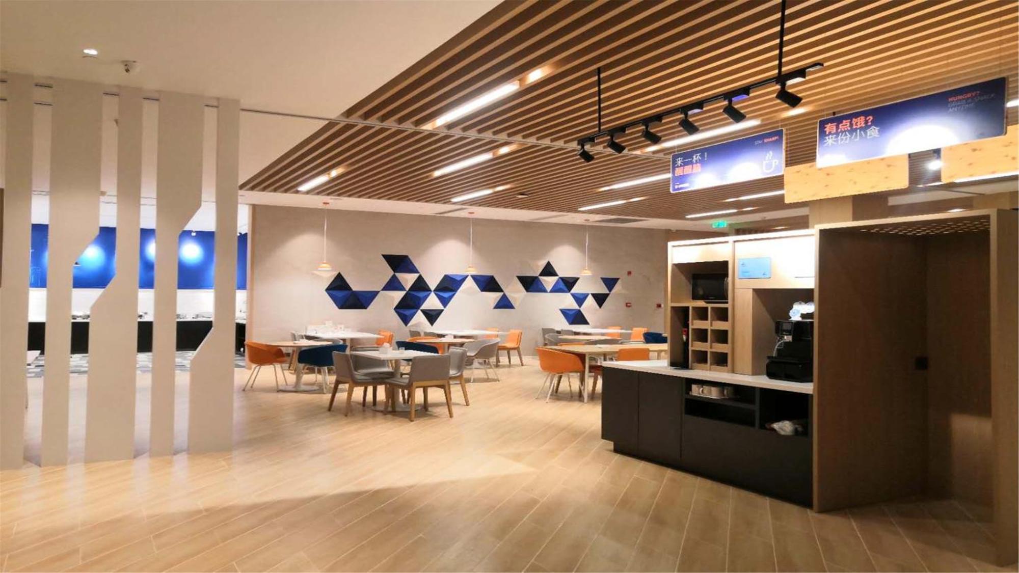 Holiday Inn Express Jiangmen Jianghai By Ihg Екстер'єр фото