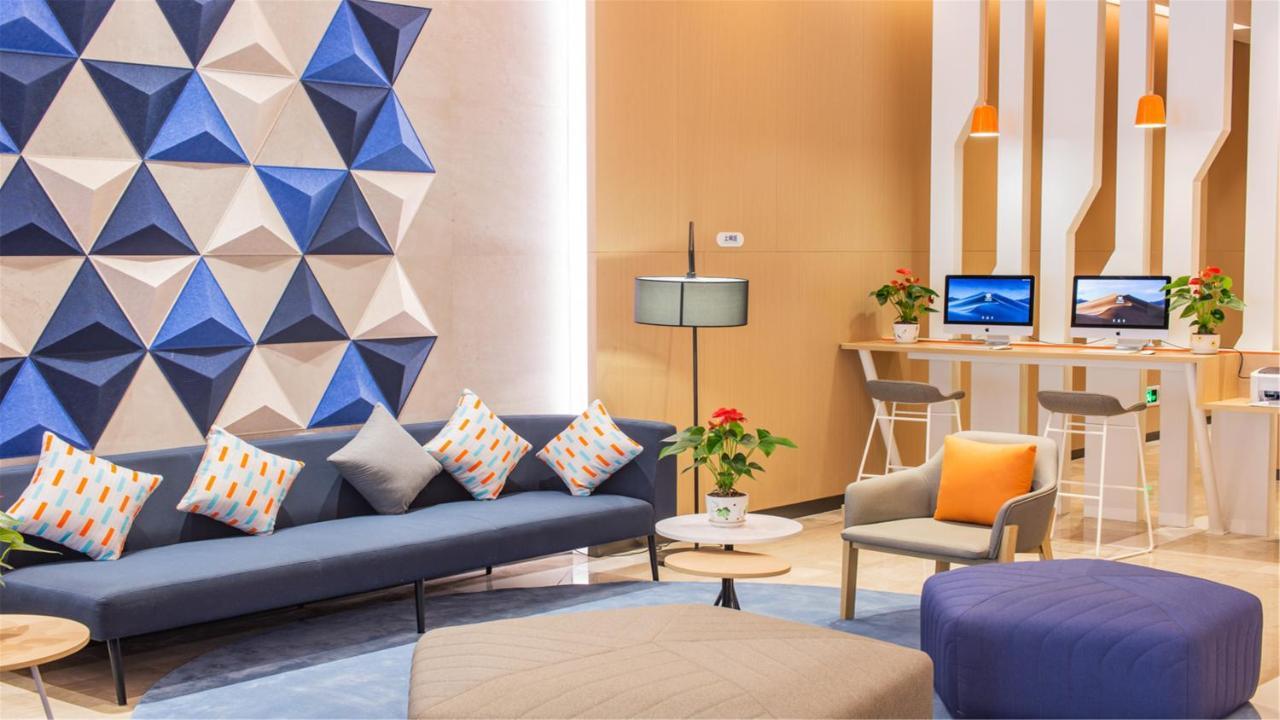 Holiday Inn Express Jiangmen Jianghai By Ihg Екстер'єр фото