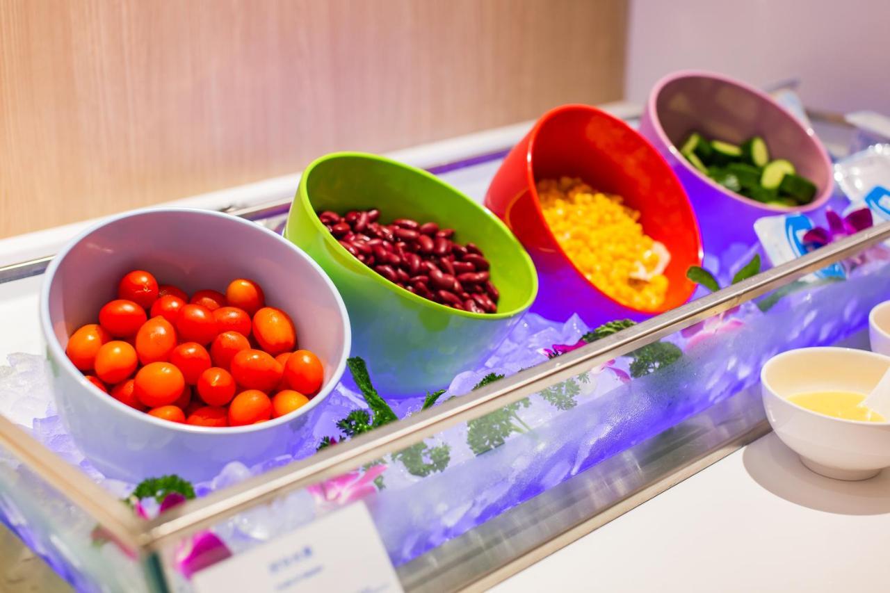 Holiday Inn Express Jiangmen Jianghai By Ihg Екстер'єр фото